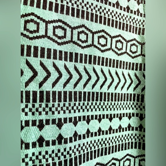 Teal Geometric Pattern Dress - Picture 4 of 4